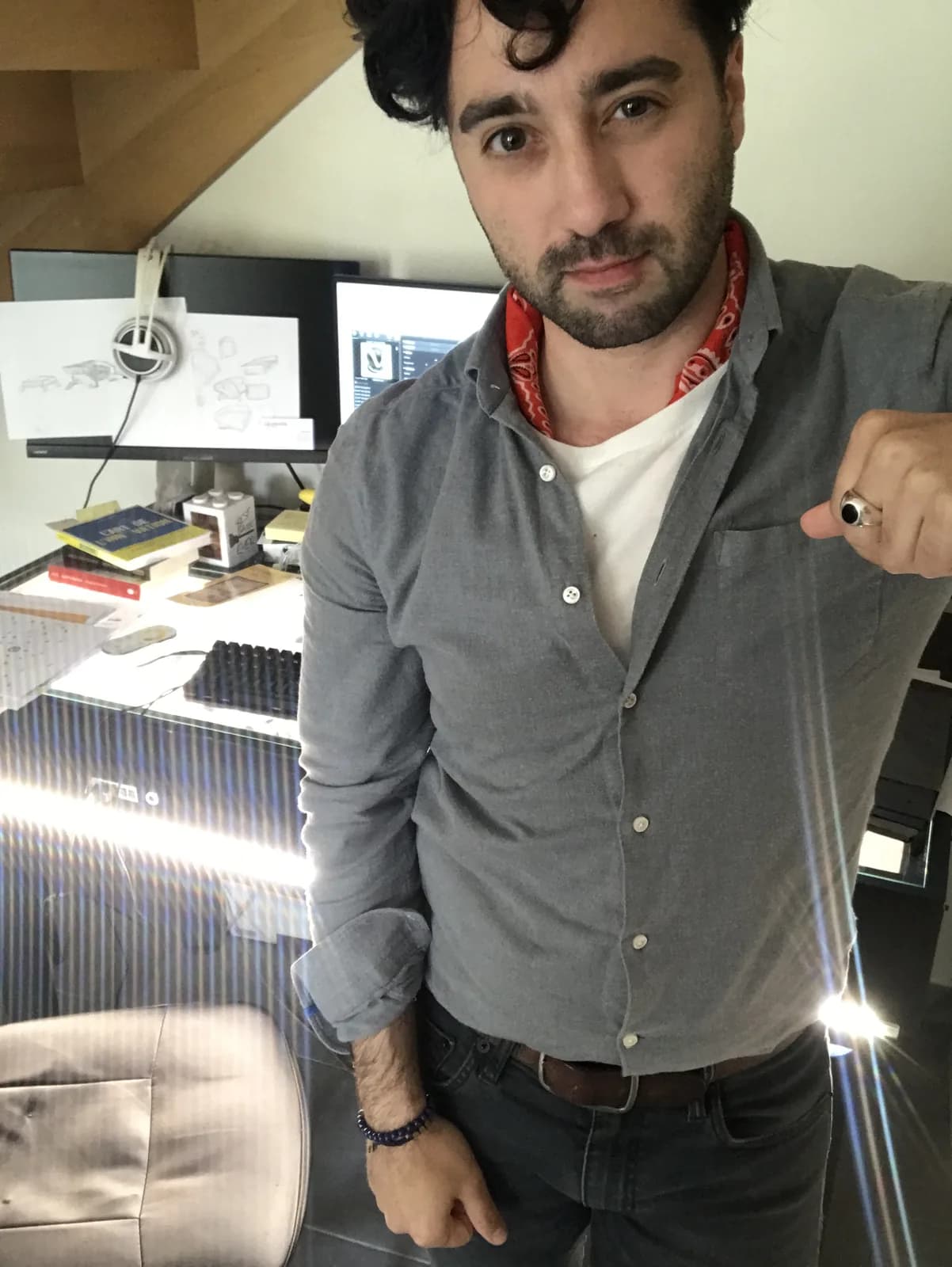 Christopher Fernandes. Création du Jetblack, bureau de travail avec informatique haut de gamme intégrée, Niort, France, 2012